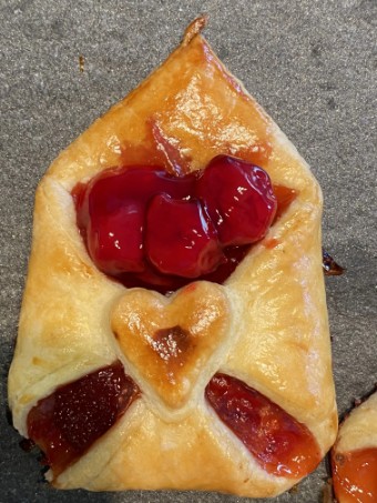 Desserts Love letters cherry pie #1 thumbnail